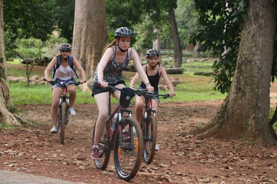 angkor-cycling-tour-photo-gallery-9.jpg